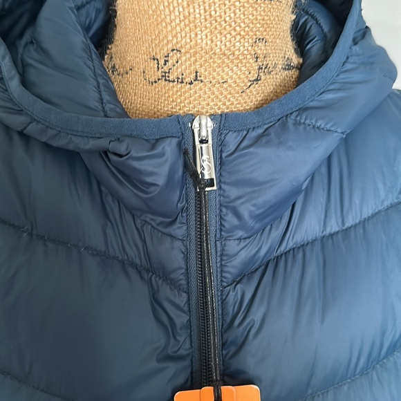 Slowdown jacket with bag. New with tags. - Picture 3 of 9